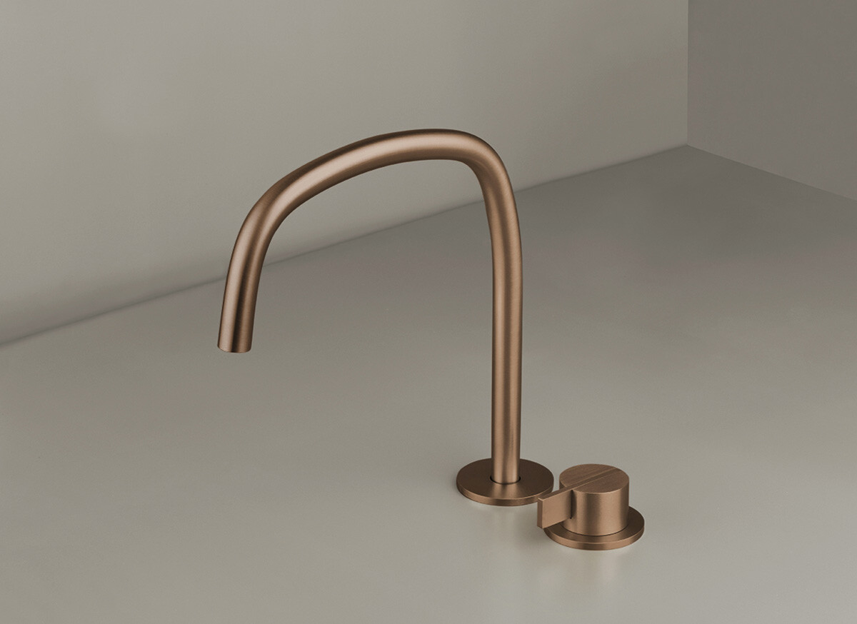 COCOON PB SET11 Deck mounted basin mixer with swivel spout - raw copper