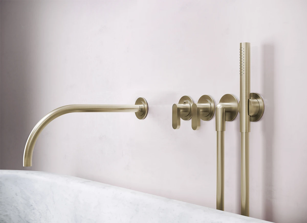 https://bycocoon.com/wp-content/uploads/2019/10/JP_SET24THERM-1_JOHN_PAWSON_BY_COCOON_BATH_MIXERS_BRUSHED_GOLD_03.jpg
